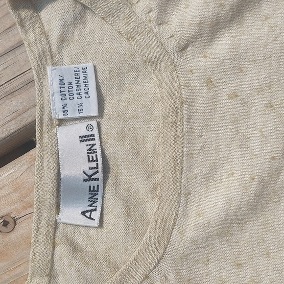 Anne Klein sweater - Picture 2 of 5